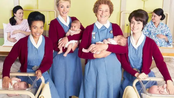 Call The Midwife الموسم 12 إصدار Netflix