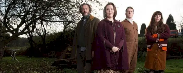 Olivia Colman Çiçekler Netflix