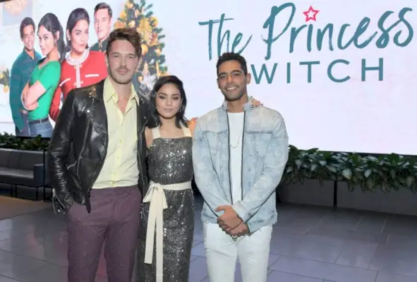 Princess Switch 12. november Sam Palladio Nick Sager Vanessa Hudgens