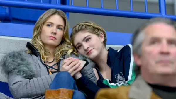 Spinning Out sesong 2 Netflix-fornyelsesstatus og utgivelsesdato januar Jones Willow Shields