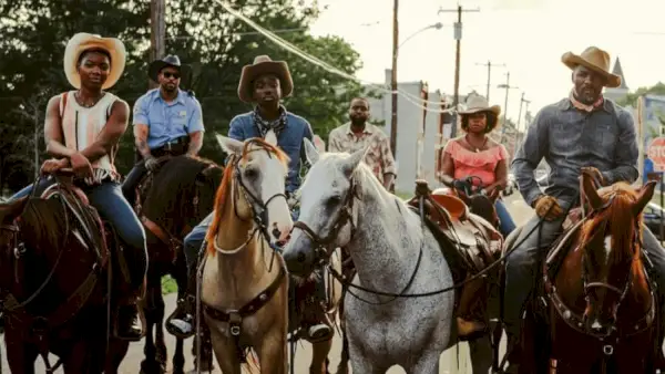 Netflix Western Concrete Cowboy Alt vi vet så langt Idris Elba