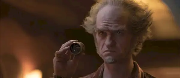 Cel mai bun serial Netflix TV Villains Count Olaf Of Unfortunate Events