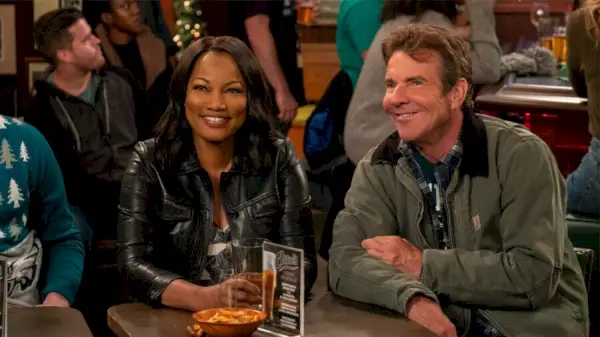 Joyeux heureux peu importe Saison 1 Netflix Dennis Quaid