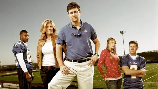 Friday Night Lights forlader Netflix i august 2022