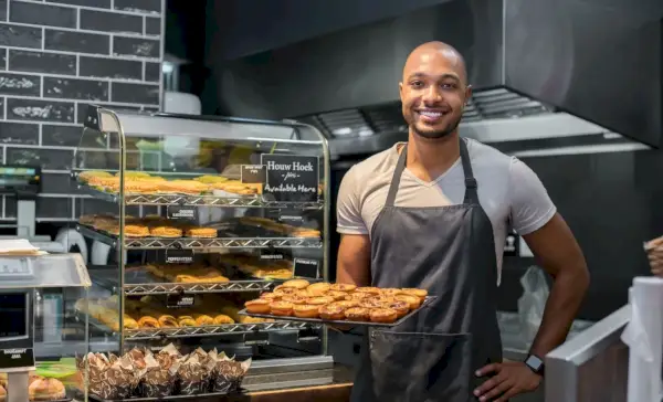 Konservativa är upprörda över King Arthur Flour, och anledningen är så dum som du förväntar dig