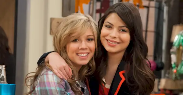 Strīdi un apsūdzības, kas saistītas ar “iCarly” veidotāju Denu Šneideru, paskaidroja