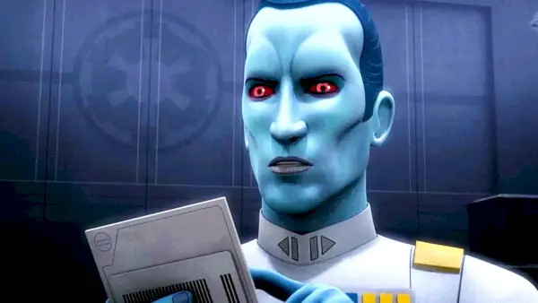 לארס מיקלסן בתפקיד האדמירל הגדול Thrawn ב-Star Wars Rebels