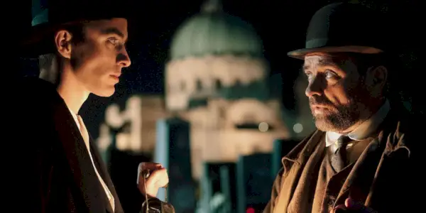 Matthew Beard como Max Liebermann y Juergen Maurer como Oskar Rheinhardt en Vienna Blood