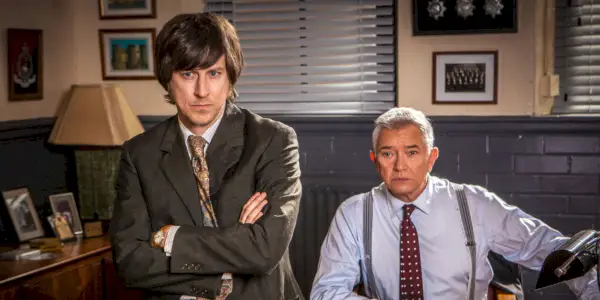 Lee Ingleby som John Bacchus och Martin Shaw som DCI George Gently