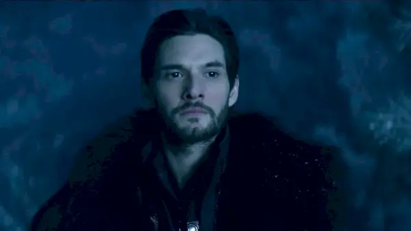 Ben Barnes er for intens for mitt eget beste som Darkling i Netflix